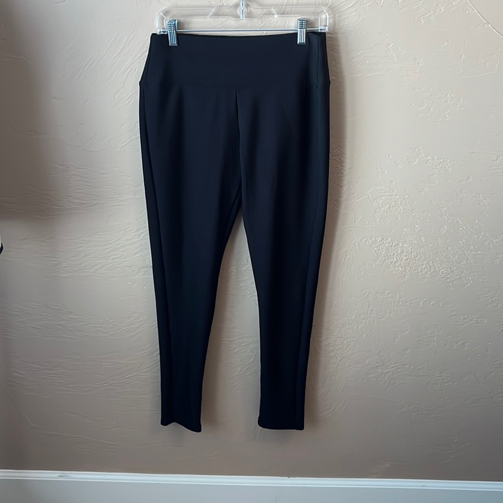 Black leggings